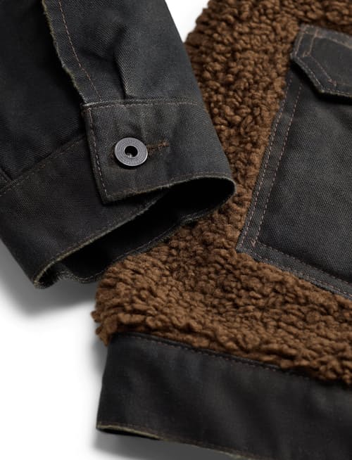 laydown detail image of Goodnight Grizzly Jacket