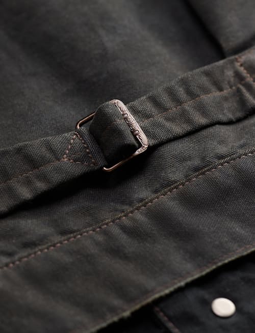 laydown detail image of Goodnight Grizzly Jacket
