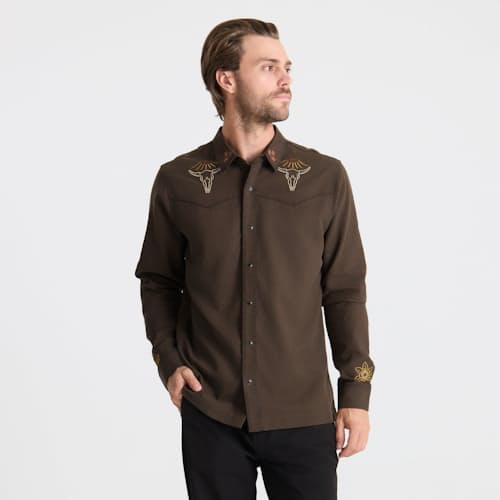on model image of Guacho Range Shirt
