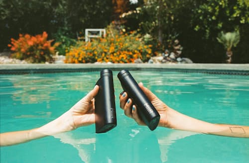 lifestyle image of Aero Flask