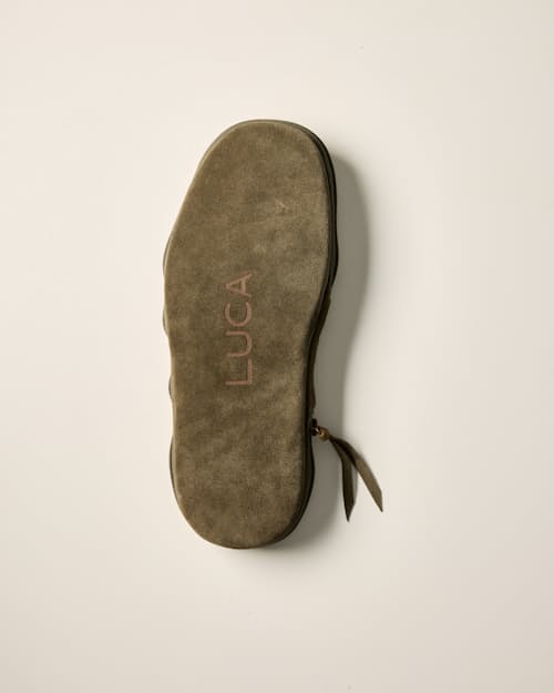 no crop image of Travel Slipper