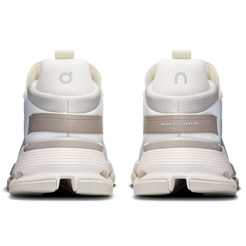 laydown image of Cloudnova 2