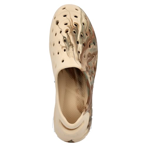 laydown image of Riptide Sandal