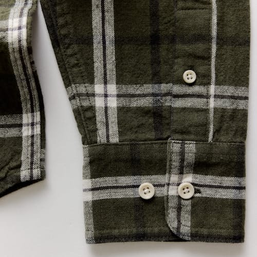 laydown detail image of The Craftsman Linen Blend Shirt