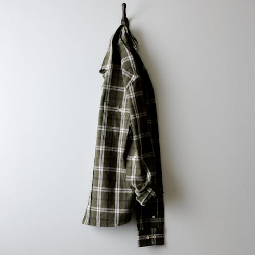 no crop image of The Craftsman Linen Blend Shirt