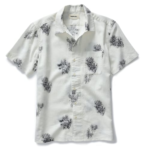laydown image of The Hawthorne Short Sleeve Shirt