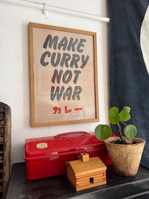 lifestyle image of MAKE CURRY NOT WAR