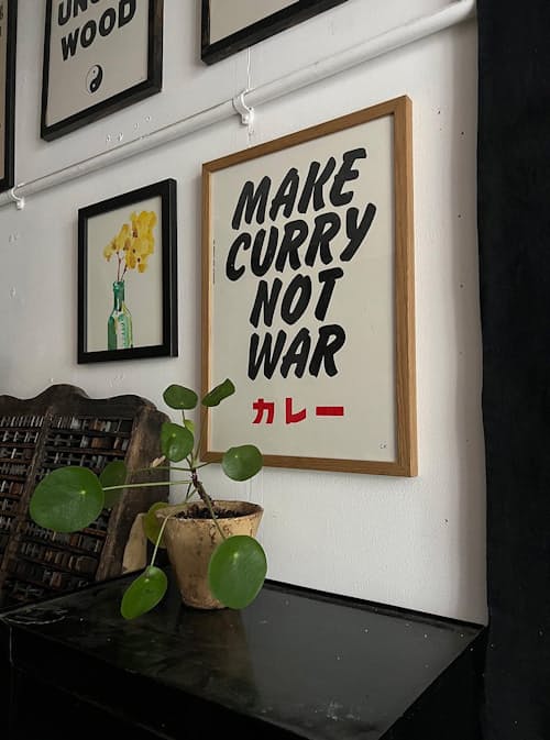 lifestyle image of MAKE CURRY NOT WAR