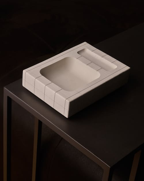 lifestyle image of The Pool Tray