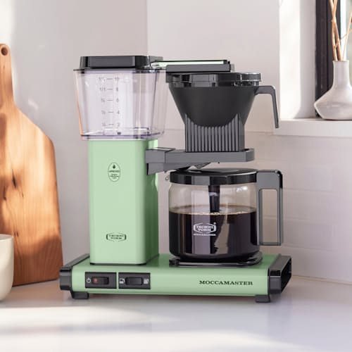 lifestyle image of Moccamaster KBGV Select
