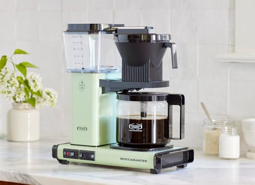 lifestyle image of Moccamaster KBGV Select