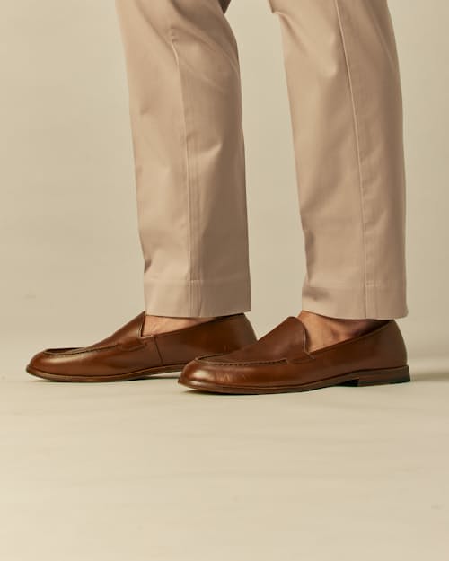 lifestyle image of Daily Driver Chino - HB Straight