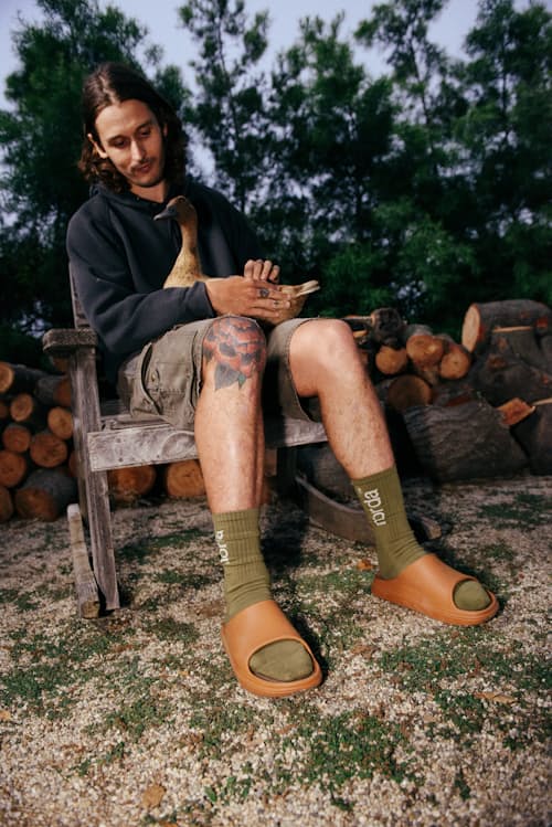 lifestyle image of 008 Slide