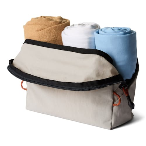 laydown image of Lite Packing Pouch 3L