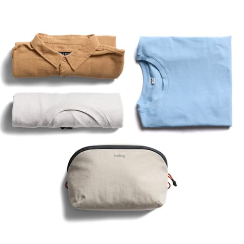 laydown image of Lite Packing Pouch 3L