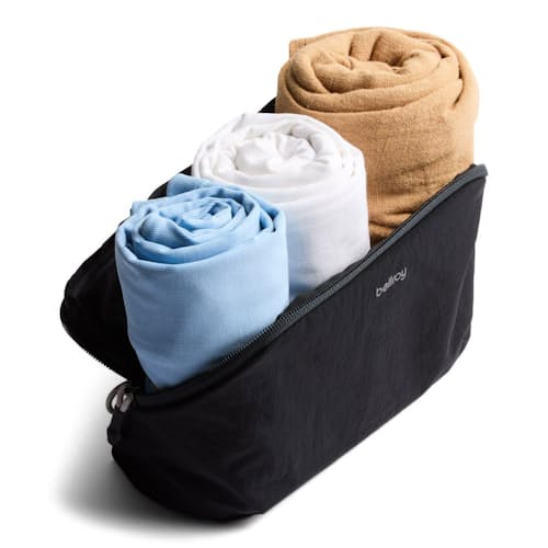 laydown image of Lite Packing Pouch 3L