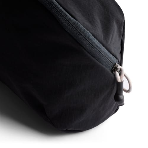 laydown detail image of Lite Packing Pouch 3L