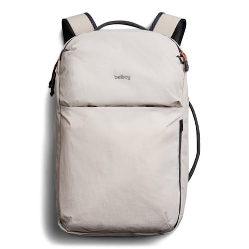 laydown image of Lite Travel Pack 30L