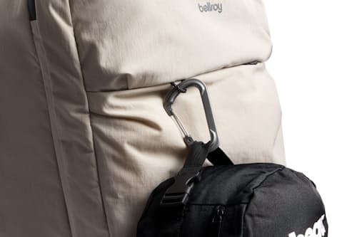 laydown detail image of Lite Travel Pack 30L