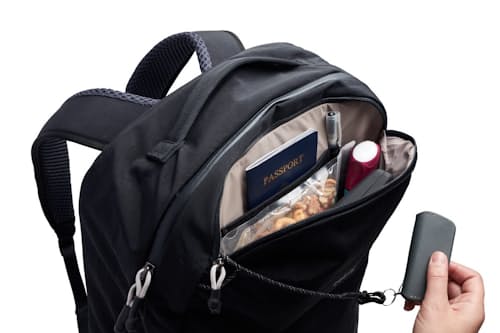 laydown detail image of Lite Travel Pack 30L