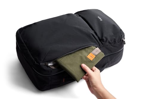laydown detail image of Lite Travel Pack 30L