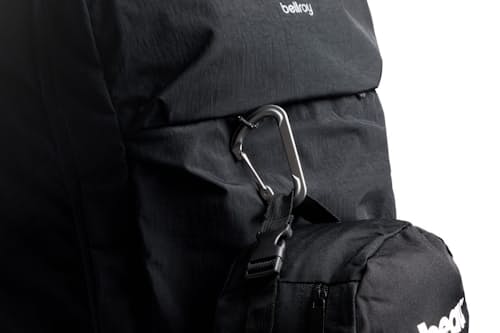 laydown detail image of Lite Travel Pack 30L