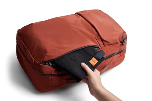 laydown detail image of Lite Travel Pack 30L