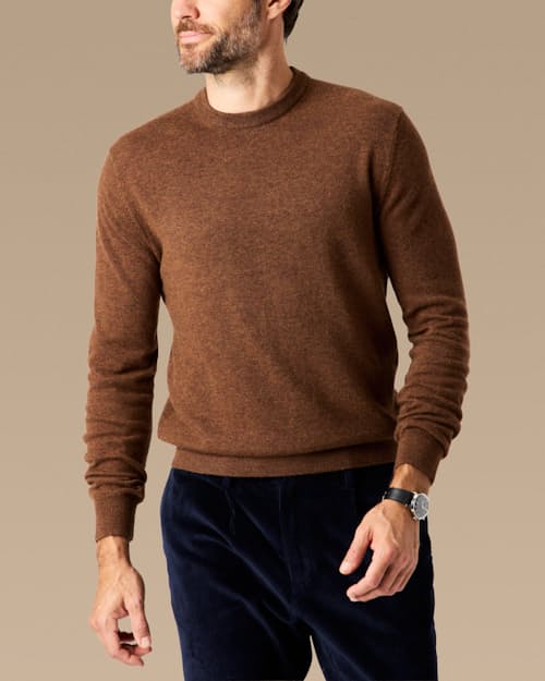 lifestyle image of EasyCash Merino Crewneck Sweater