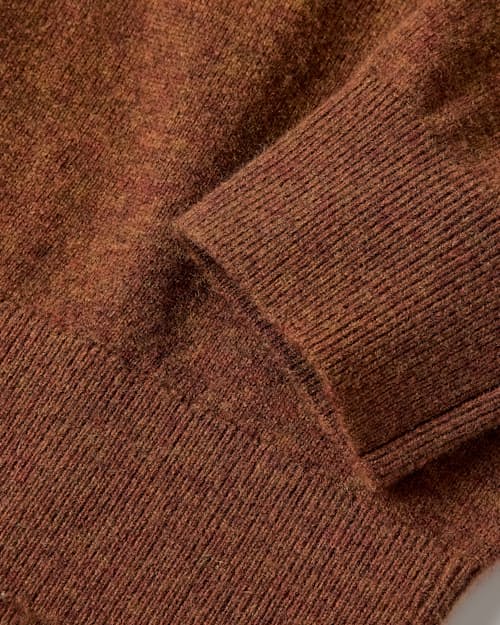 laydown detail image of EasyCash Crewneck Sweater