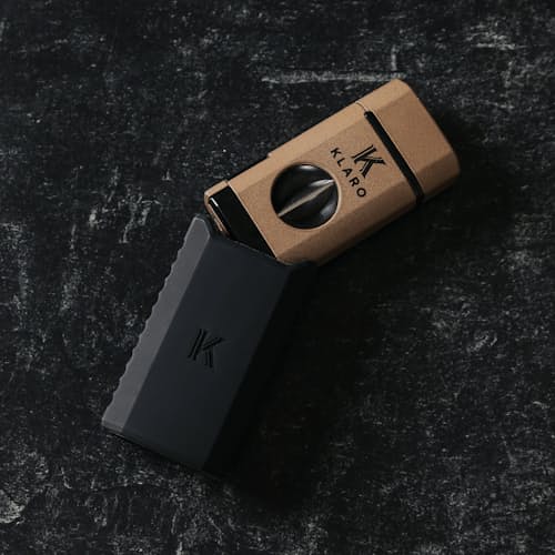 lifestyle image of Overland Lighter V-Cut - Tan
