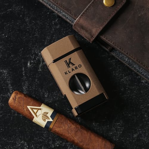 lifestyle image of Overland Lighter V-Cut - Tan