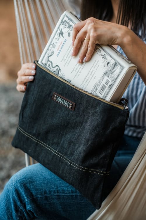 lifestyle image of Neelum Large Zipper Pouch - Denim
