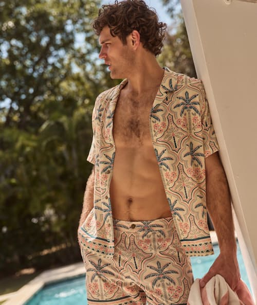 lifestyle image of Archive Tencel Linen Resort Shirt