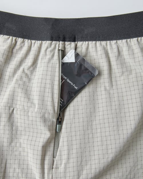 laydown detail image of Airweave Short