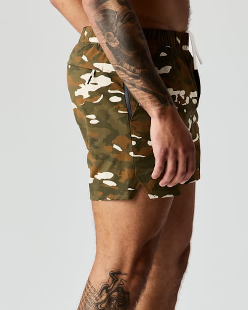 lifestyle image of Sevens Sport Short Lined - 5"