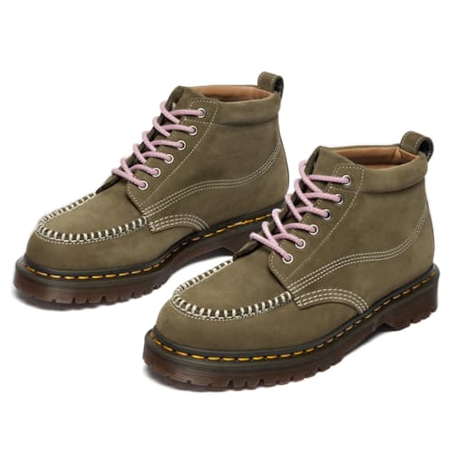 laydown image of Milled Nubuck WP Lowell Chukka