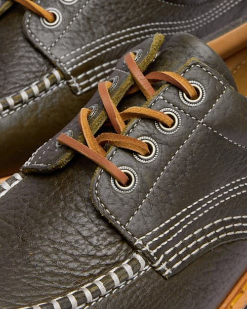 laydown detail image of Wildgrain Lowell