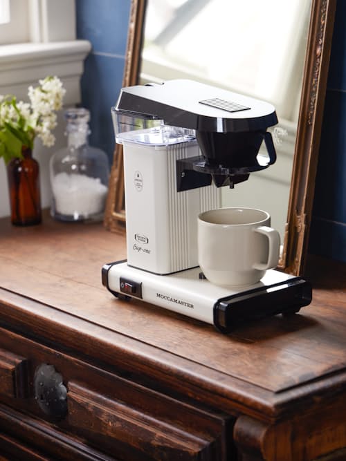 lifestyle image of Moccamaster Cup-One