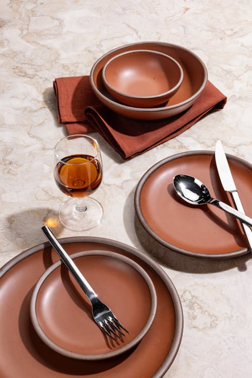 lifestyle image of Dinner Plate
