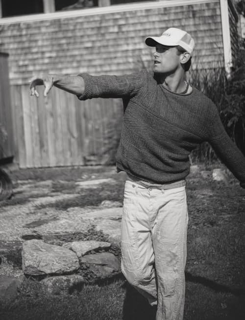 lifestyle image of Cotton-Linen Rollneck Sweater