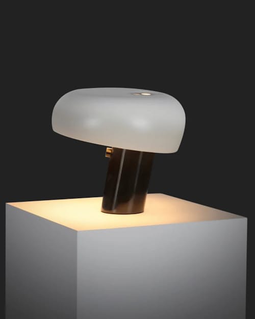 lifestyle image of Kingpin LED Table Lamp