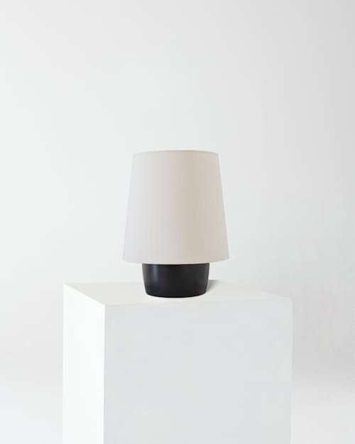 no crop image of Dan LED Table Lamp