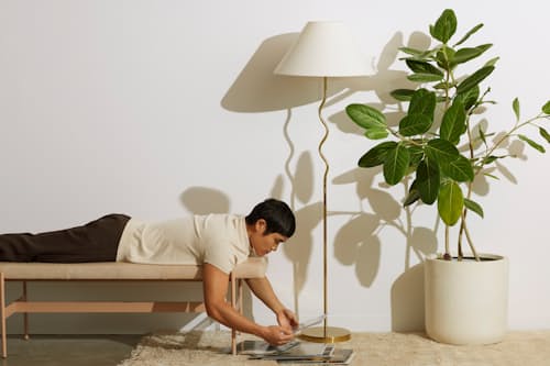 lifestyle image of Squiggle Floor Lamp