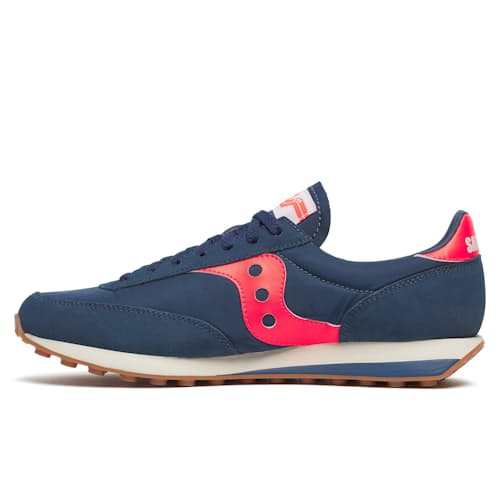 laydown image of Trainer 80