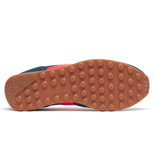 laydown image of Trainer 80