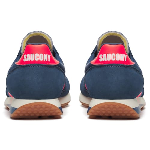 laydown image of Trainer 80