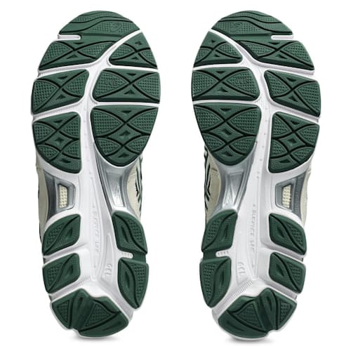 laydown image of Gel-NYC Sneaker