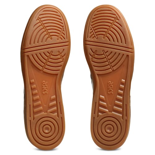 laydown image of Skyhand OG Sneaker
