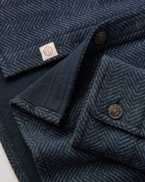 lifestyle image of Pacifica Stretch Twill Shirt
