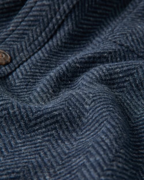 lifestyle image of Pacifica Stretch Twill Shirt
